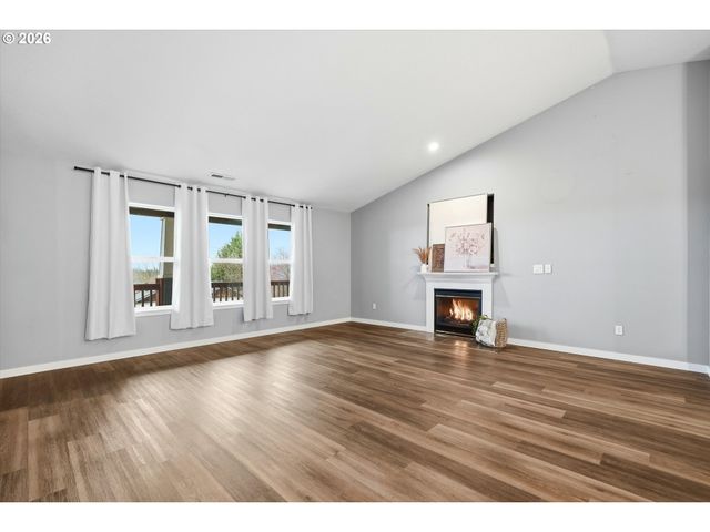 3130 Nw PACIFIC RIM Dr, Camas, WA 98607