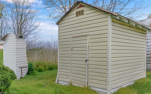 641 33rd ST, Newport News, VA 23607