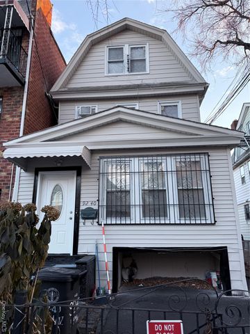 92-40 53 Avenue 3, Elmhurst, NY 11373