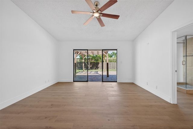 16780 Harbor Court, Weston, FL 33326