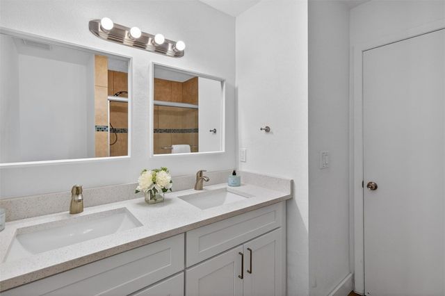 16780 Harbor Court, Weston, FL 33326