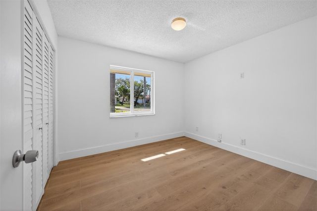 16780 Harbor Court, Weston, FL 33326