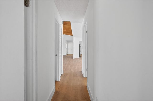 16780 Harbor Court, Weston, FL 33326