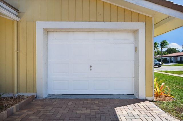 16780 Harbor Court, Weston, FL 33326