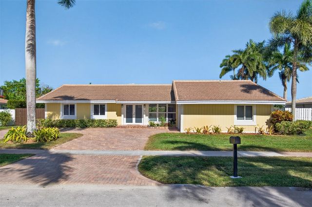 16780 Harbor Court, Weston, FL 33326