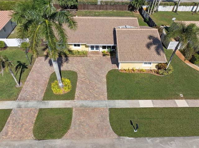16780 Harbor Court, Weston, FL 33326