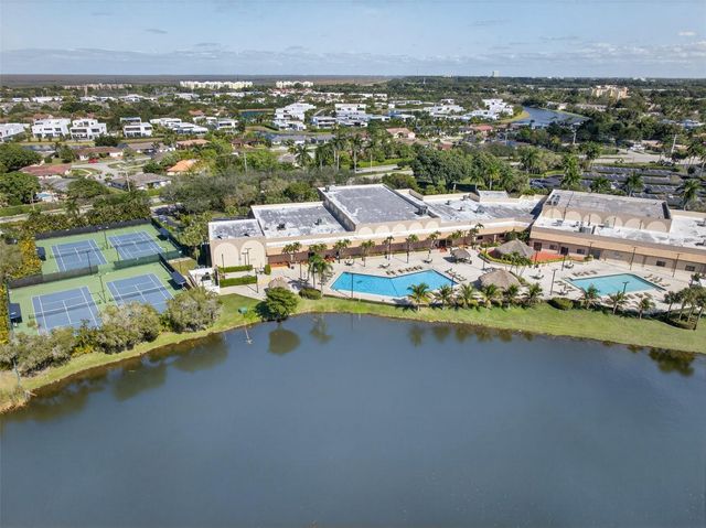 16780 Harbor Court, Weston, FL 33326