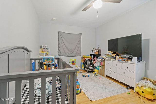 2 Ribbon Candy Lane, Schaghticoke, NY 12182