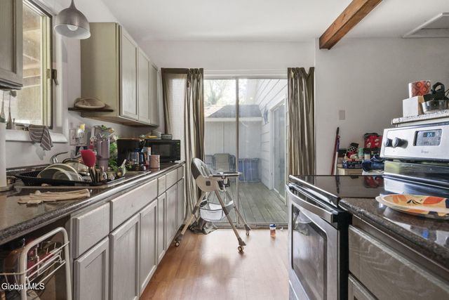 2 Ribbon Candy Lane, Schaghticoke, NY 12182