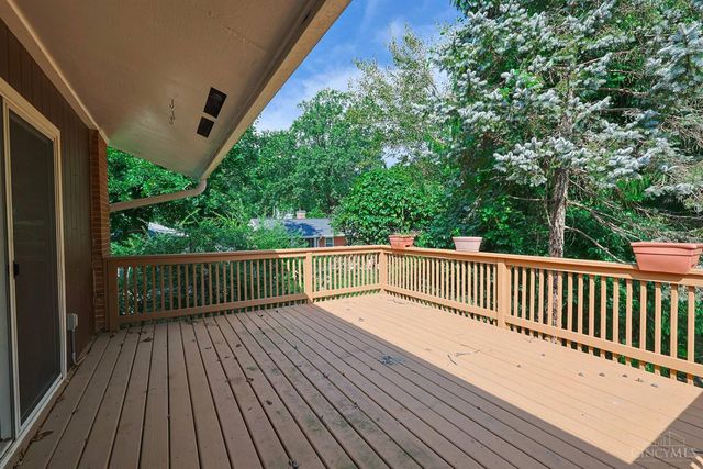 7306 Redondo Court, Madeira, OH 45243