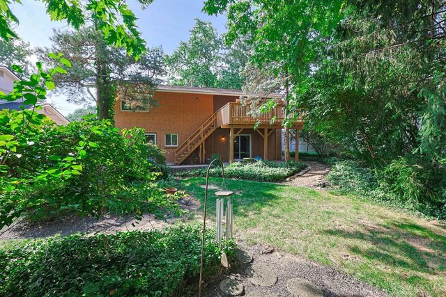 7306 Redondo Court, Madeira, OH 45243