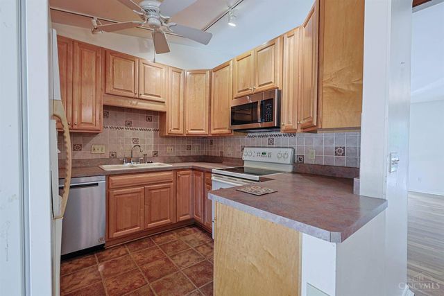 7306 Redondo Court, Madeira, OH 45243