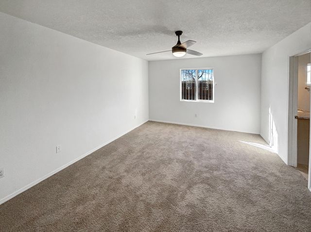 336 4th Avenue SW, Rio Rancho, NM 87124