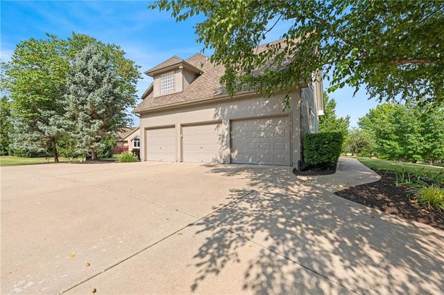 14708 Cedar Street, Leawood, KS 66224