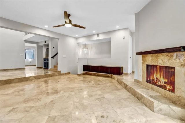 7900 Topanga Canyon Boulevard 15, Canoga Park, CA 91304