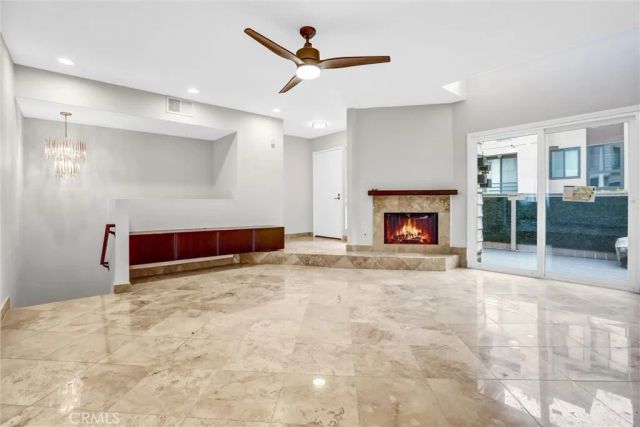 7900 Topanga Canyon Boulevard 15, Canoga Park, CA 91304