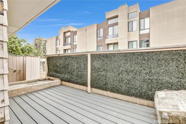 7900 Topanga Canyon Boulevard 15, Canoga Park, CA 91304