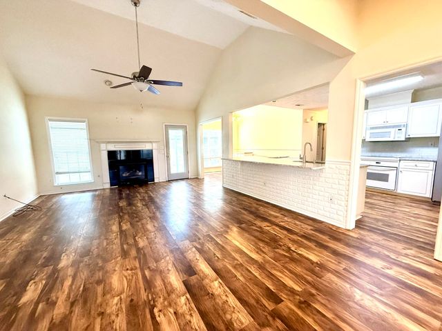 352 Saint Julian Place, North Augusta, SC 29860