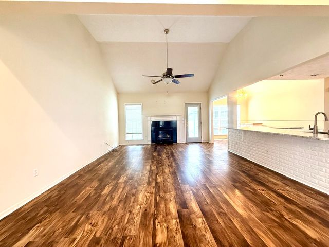 352 Saint Julian Place, North Augusta, SC 29860