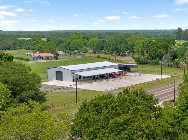 1229 State Highway 36 N, Caldwell, TX 77836