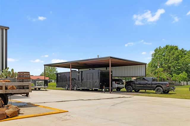 1229 State Highway 36 N, Caldwell, TX 77836