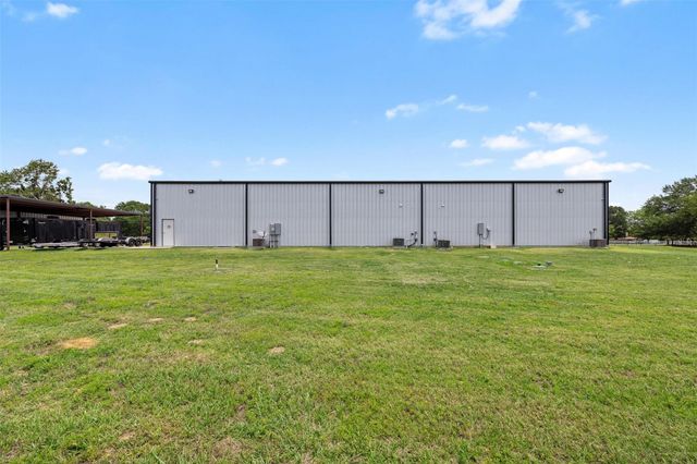 1229 State Highway 36 N, Caldwell, TX 77836