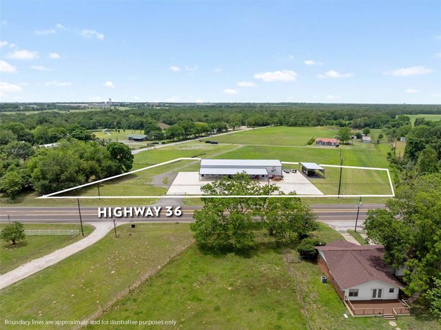 1229 State Highway 36 N, Caldwell, TX 77836