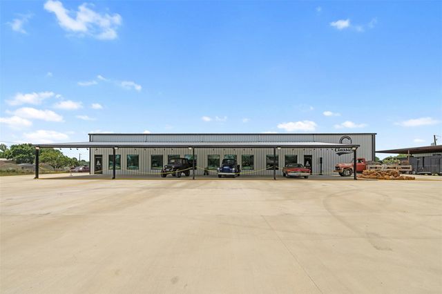 1229 State Highway 36 N, Caldwell, TX 77836
