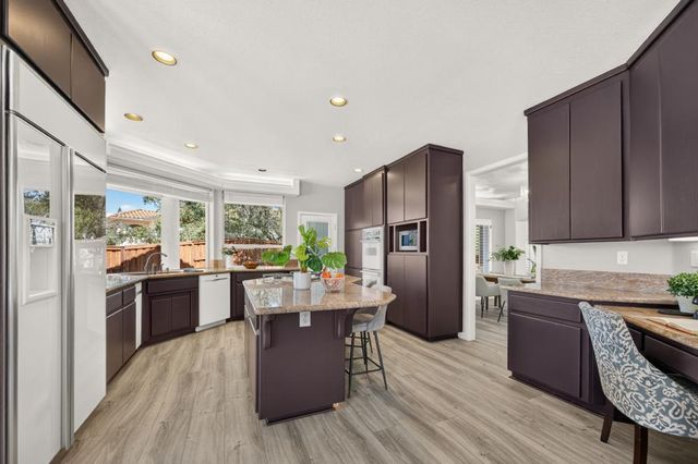 170 Black Powder Circle, Folsom, CA 95630