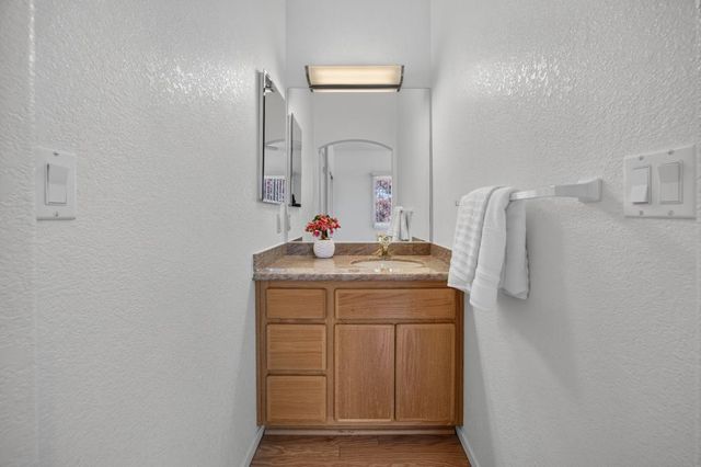 170 Black Powder Circle, Folsom, CA 95630