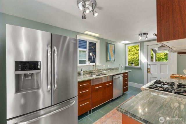 1624 E McGraw Street, Seattle, WA 98112