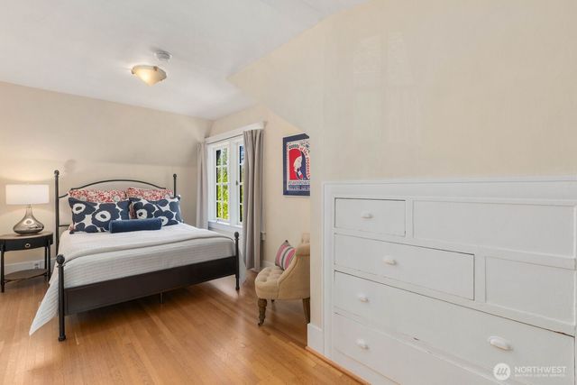 1624 E McGraw Street, Seattle, WA 98112