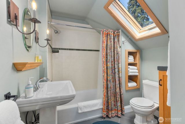 1624 E McGraw Street, Seattle, WA 98112