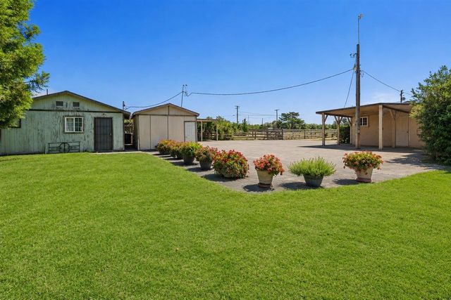 11243 Merced Ave, Turlock, CA 95380