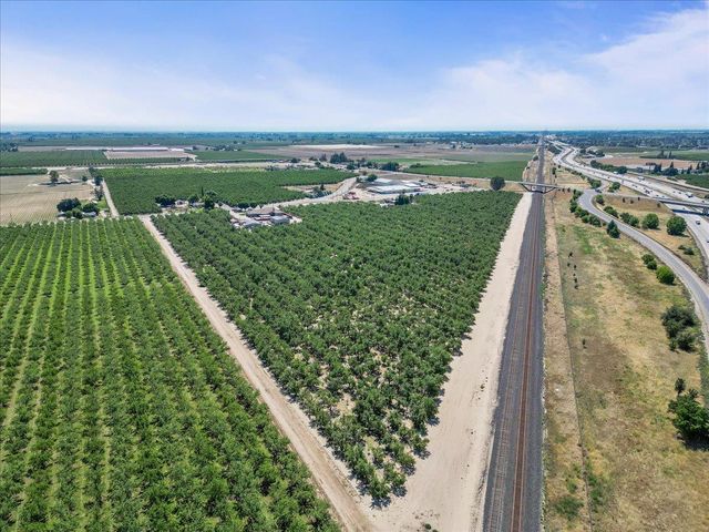 11243 Merced Ave, Turlock, CA 95380