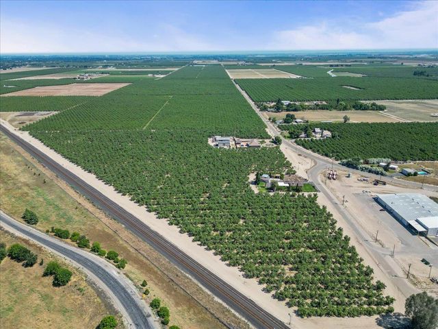 11243 Merced Ave, Turlock, CA 95380