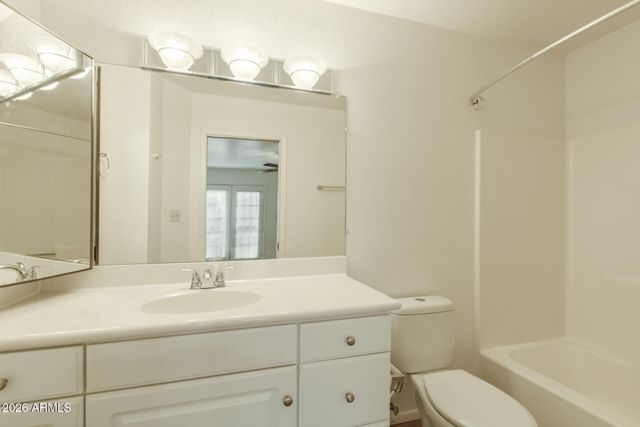 1446 E GROVERS Avenue 17, Phoenix, AZ 85022