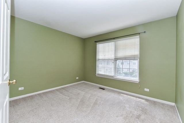 554 Declaration Lane, Aurora, IL 60502