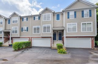554 Declaration Lane, Aurora, IL 60502