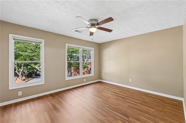 401 Autumn Leaf Way, Norcross, GA 30093