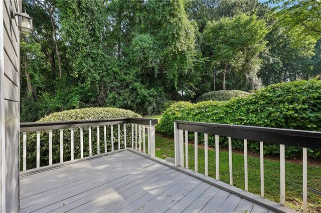 401 Autumn Leaf Way, Norcross, GA 30093
