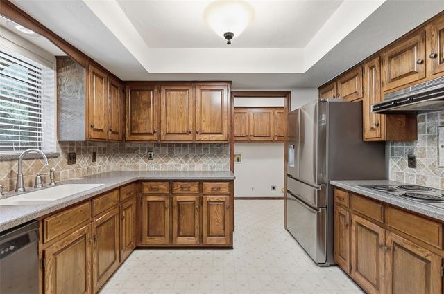 3703 Marked Tree Drive, Edmond, OK 73013