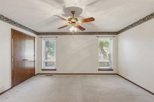 3703 Marked Tree Drive, Edmond, OK 73013