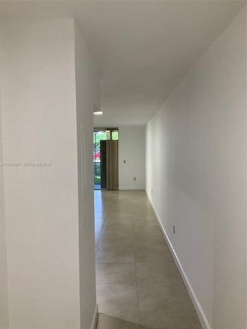 8373 Lake Drive 106, Doral, FL 33166