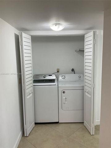8373 Lake Drive 106, Doral, FL 33166