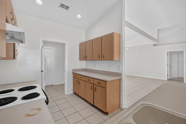 8 PILLORY LANE, Palm Coast, FL 32164