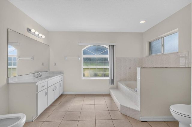 8 PILLORY LANE, Palm Coast, FL 32164