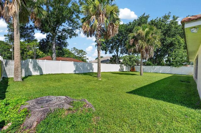 8 PILLORY LANE, Palm Coast, FL 32164