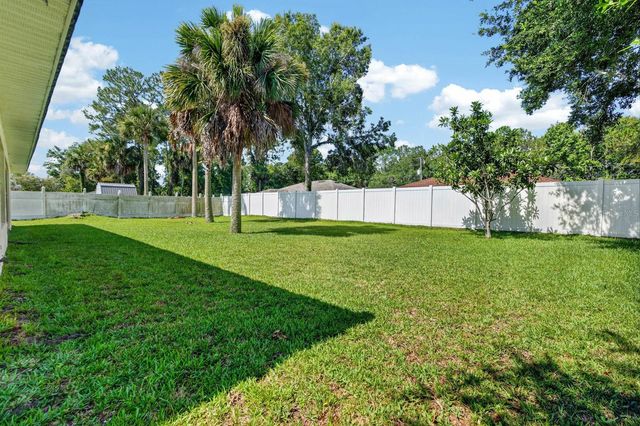 8 PILLORY LANE, Palm Coast, FL 32164