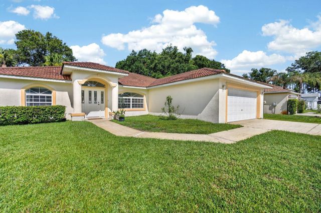 8 PILLORY LANE, Palm Coast, FL 32164